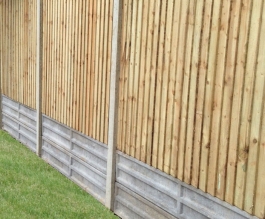Concrete slotted posts with closeboard panels Thumbnail