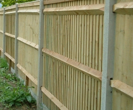 Morticed post with closeboard fencing Thumbnail